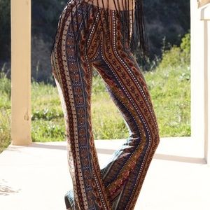 Novella Royale Janis Bells in Blue Morrocan Rose (sold out colour)